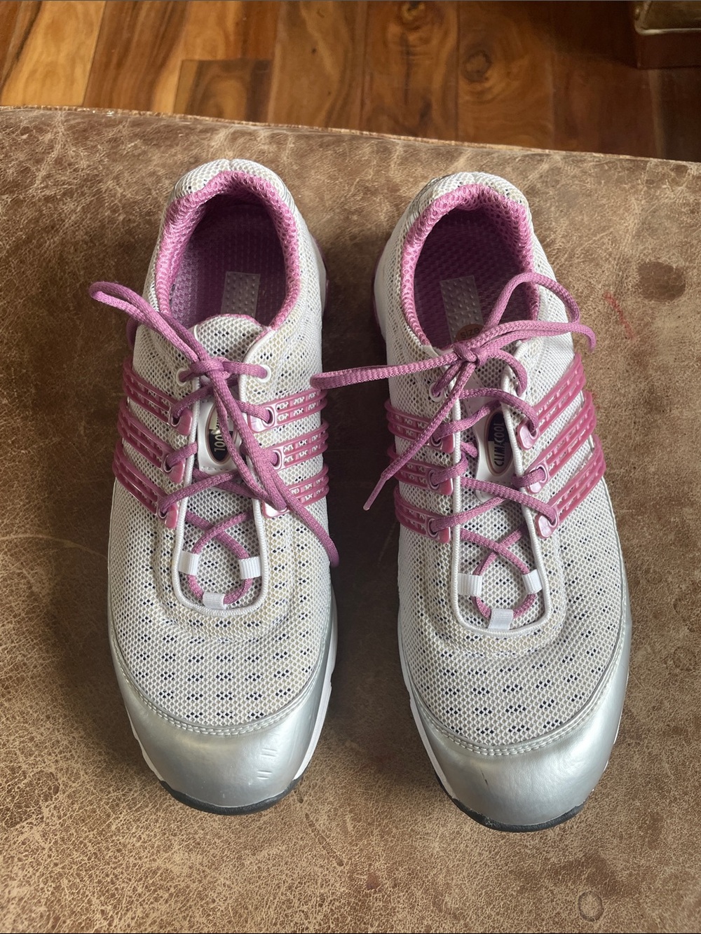 Adidas CLIMACOOL adiPRENE Women's Gray And Pink Golf shoes. Good Condition.